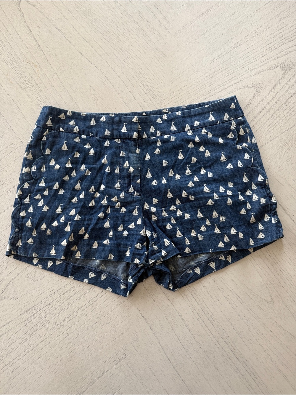 J.Crew Navy Denim Sailboat Motif High Rise Shorts - Size 0 - [PH1114]
